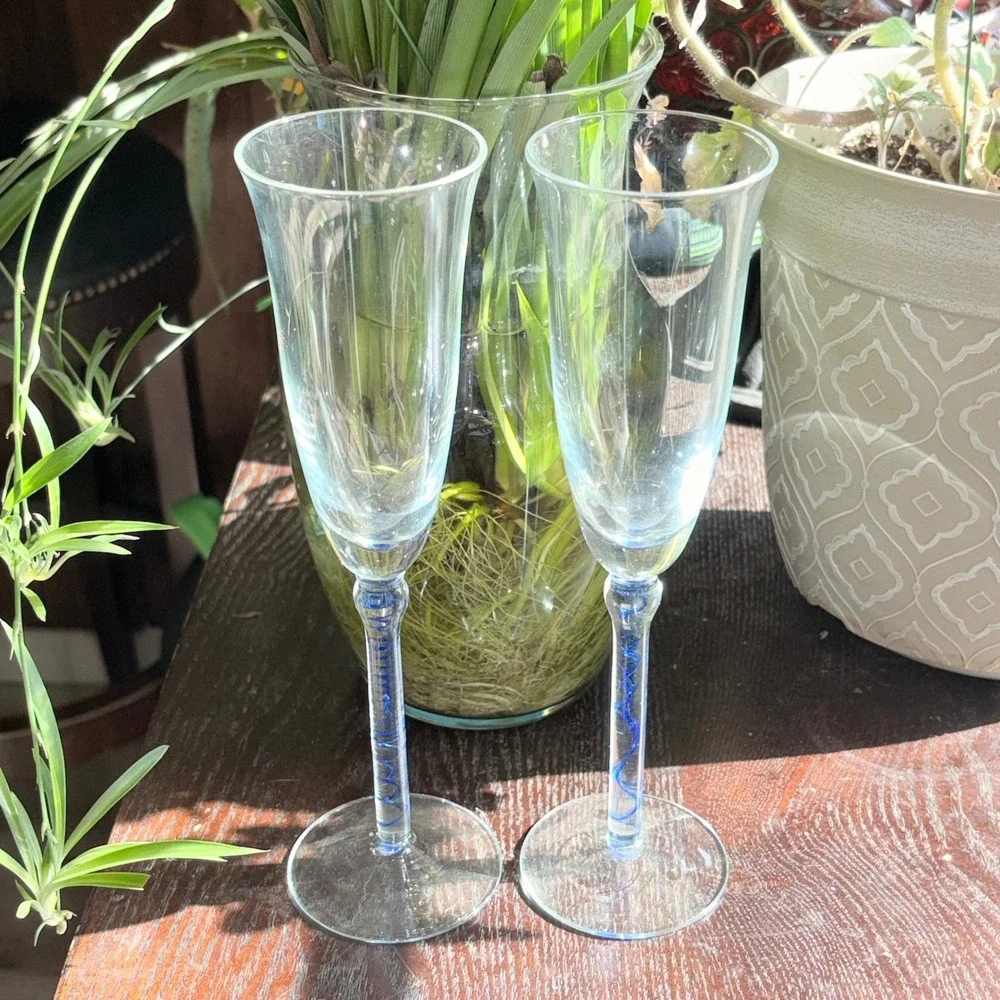 Set of 2 Blue Swirl Stem Champagne Flutes Clear Glass Toasting Glasses 9.75in